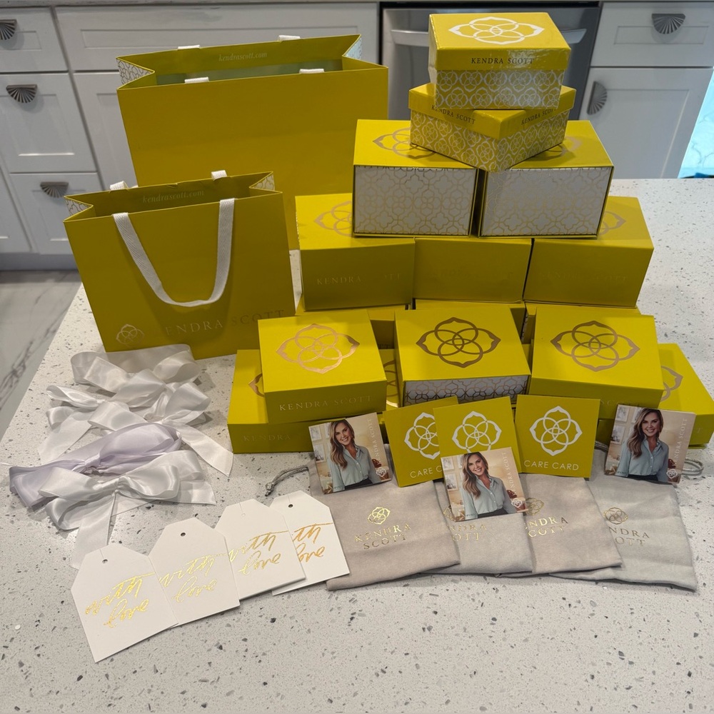 Huge Lot of Kendra Scott boxes and more